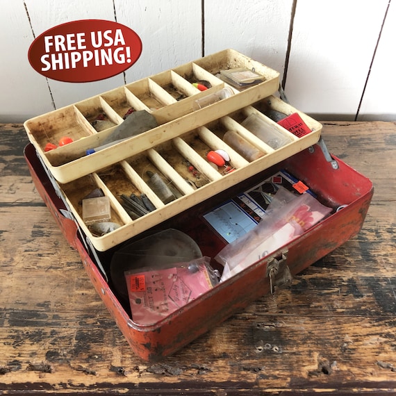 Mid-century Victor Metal Tackle Box With Vintage Tackle Lures, Hooks,  Weights & More Old Distressed Red Tackle Box -  Canada