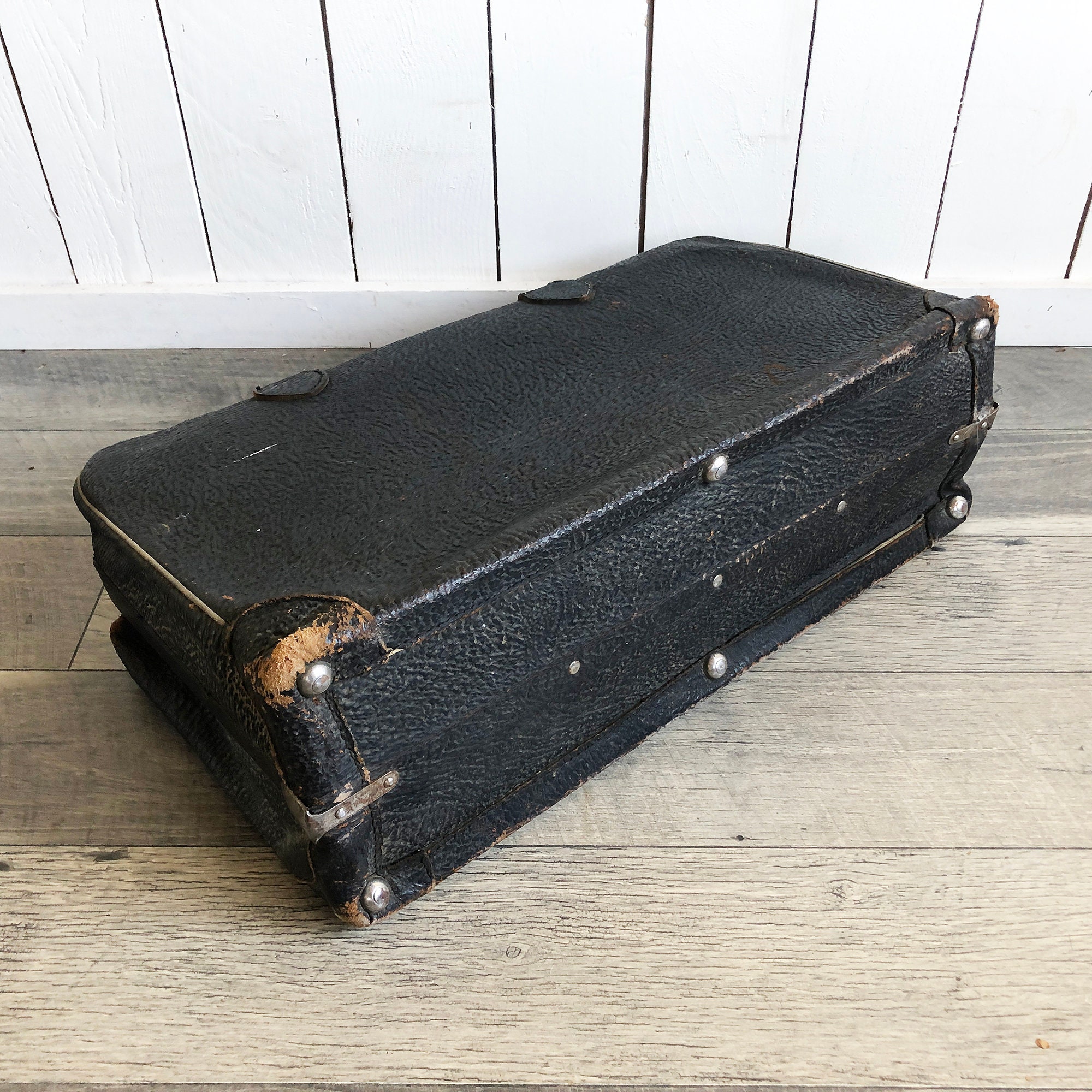 Leather Suitcase – Flanagan Kerins