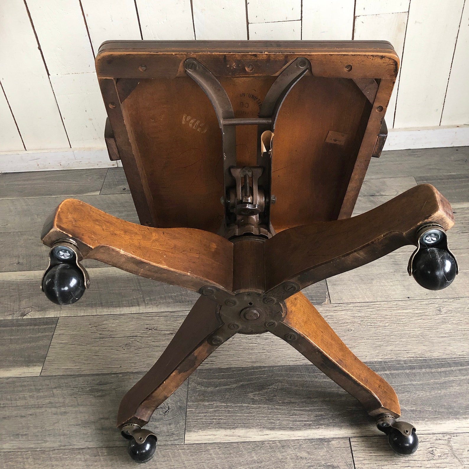 1930s W.H. Gunlocke Chair Co. Bankers Chair Office Chair Etsy