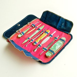 1930s Travel Manicure Set, Vintage Finger Nail Care Set, Grooming Set, Compact Manicuring Set, Nail Saloon Decor, Manicurist Gift, Nail Tech