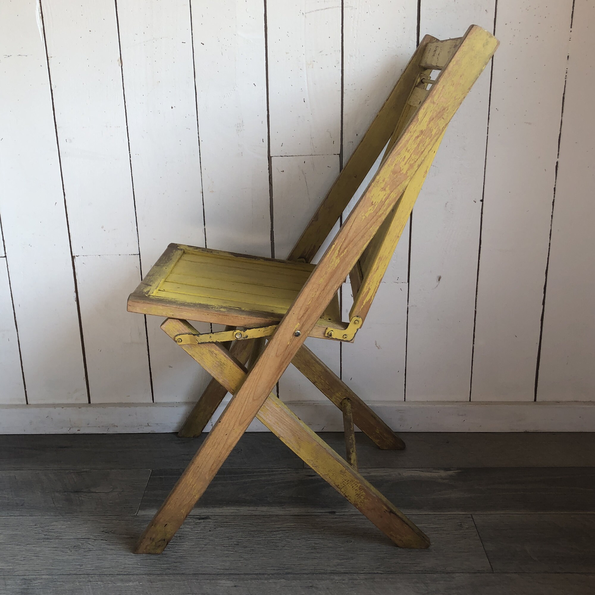 Chippy Yellow Simmons Wooden Folding Chair, Primitive Farmhouse