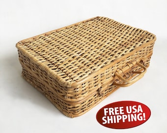 Vintage Wicker Basket, Wicker Case, Artist Case, Crafting Case, Picnic Basket - Fun Boho Storage