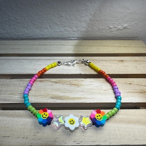 Rainbow Beaded Smiley Face Bracelet: Y2K Kawaii Jewelry