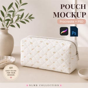 Op de afbeelding: Een wit gewatteerd rechthoekig tasje met een klein bloemenpatroon en een zilveren rits. De afbeelding bevat de tekst POUCH MOCKUP, Procreate + PSD en EASY TO USE FOR YOUR DESIGNS, samen met iconen voor de software Procreate en Photoshop.