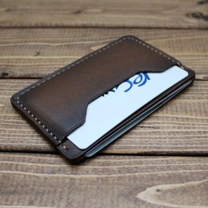 Portefeuille mince personnalisé en cuir de veau italien bruni à la main, porte-cartes, portefeuille minimaliste, mariage, vacances, porte-cartes personnalisé