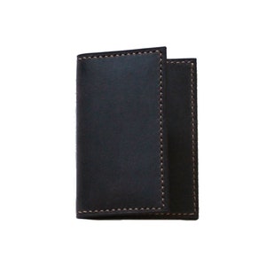 Lebenslange Garantie Minimalistische schlanke Lederbrieftasche, halbgefaltete Geldbörse aus italienischem Vollnarbenleder, personalisiertes Geschenk für Herren und Trauzeugen