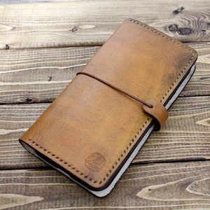 Personalized Custom Hand Stitched Phone Leather Wallet, Galaxy S25 series, S24, S23, S22, Pixel 9 Pro, Pixel 8 in Hand dyed Antique Tan