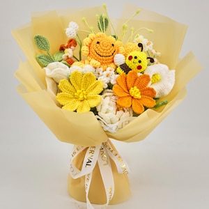 Crochet Flowers Bouquet with 20 Crochet Flowers & Cute Bee, Crochet Bouquet for Birthday, Anniversary, Girlfriend Bouquet, Gift for Her