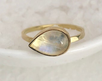 Moonstone Pear Ring in Gold or Silver, Teardrop Ring, Rainbow Moonstone, June Birthstone, June Birthday Gift, Alternative Engagement Ring