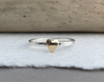 Sweetheart Ring - Heart Ring, Hammered Band, Wedding Ring, Love Ring, Gift for her, Valentine's Day Gift, Love Heart Ring, Anniversary Ring