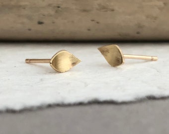 Little Leaf Studs in Gold and Silver, Small Leaf Studs, Leaf Earrings, Small Gold Studs,  Modern Studs, Nature Jewellery, Everyday Studs