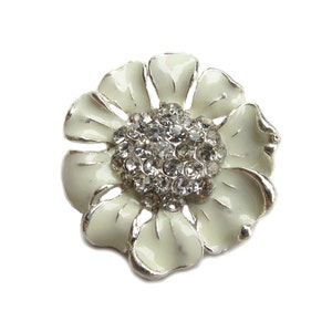 5 Cream Enamel Flower Rhinestone buttons - Wedding Bridemaid Hair Accessories Scrapbooking RB-048C (size 24mm or 0.9 inch)