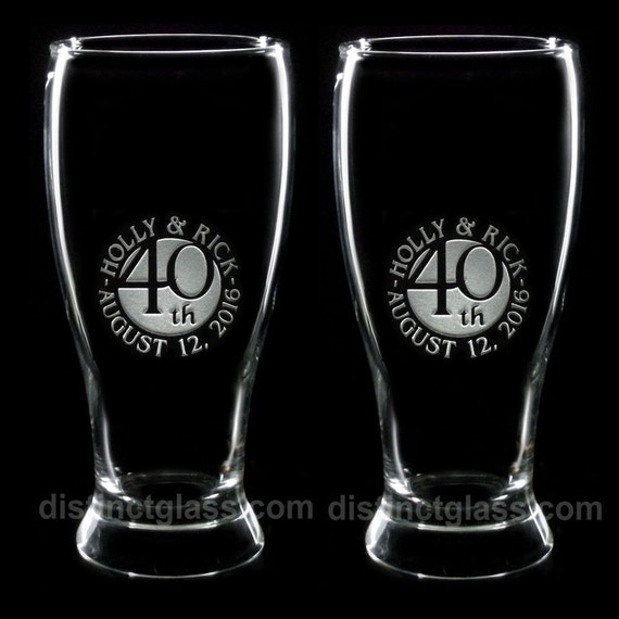 Set of 2 WEDDING  ANNIVERSARY  BEER Pub Glasses 5th  10th 