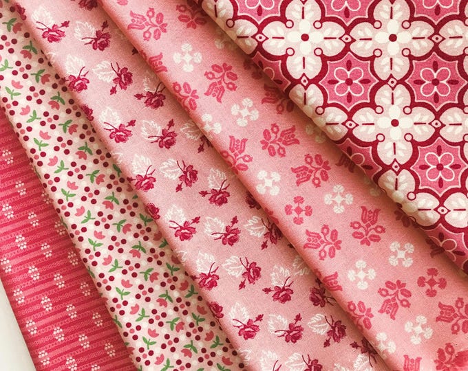 Lori Holt Piece & Plenty Fabric Fat Quarter Bundle - 5pc Pink Color ...