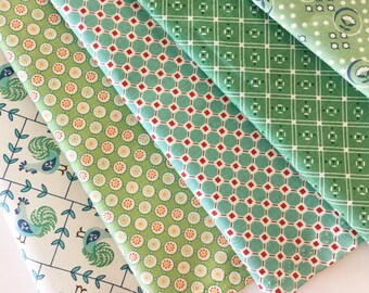 Lori Holt Cook Book Fabric Fat Quarter Bundle - 5pc Green Color Bundle
