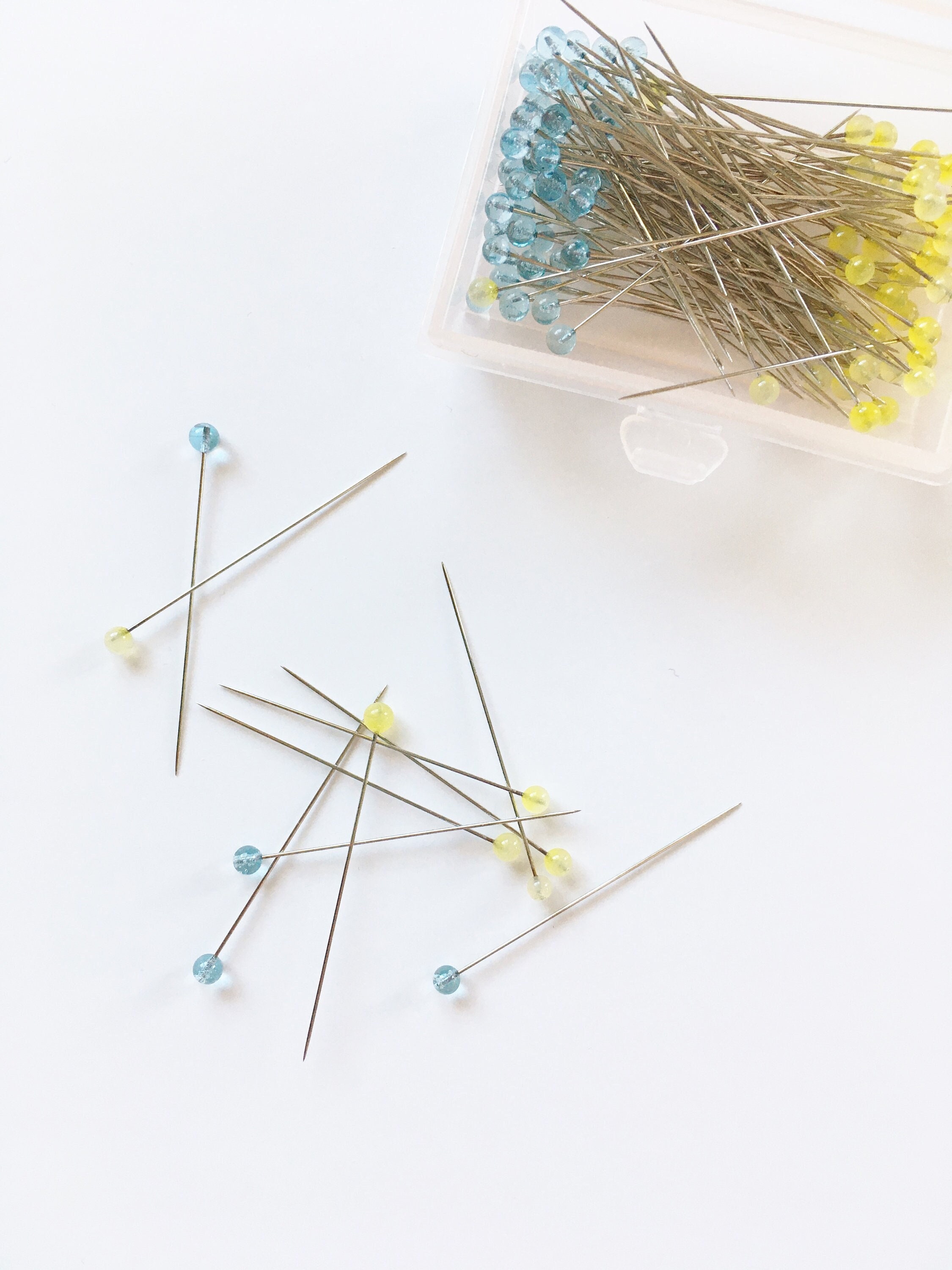 Clover Glass Head Sewing Pins Extra Fine & Sharp for Quilt Piecing 100 per  Package 