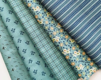 Lori Holt Blue Fabric Fat Quarter Bundle - 5pc Blue Color Bundle