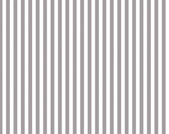 Tela a rayas grises - Riley Blake Stripes - Tela a rayas grises y blancas de 6 mm (1/4") por medio metro (1/2 yarda).