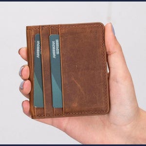 Smalle leren portemonnee voor heren | Handgemaakte RFID kaarthouder | Minimalistische leren portemonnee | Gepersonaliseerd cadeau voor hem