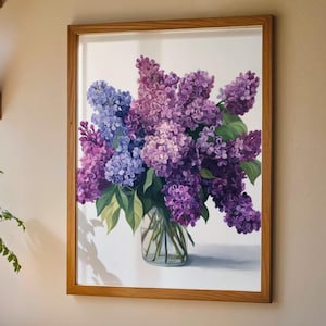 Estampado de flores lilas, arte mural floral morado, póster botánico maximalista, obra de arte con jarrón de lilas, decoración romántica primaveral para el hogar, regalo para hermanas, 380
