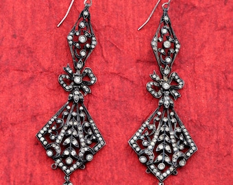Pendientes antiguos victorianos franceses de pasta de plata, firmados en Francia, largos, estilo vintage, colgantes.