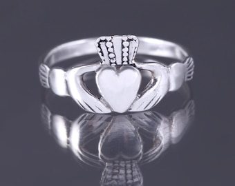 Sterling Claddagh Ring 925 Sterling Silver Irish Celtic Love Jewelry Heart Band Size 7.75