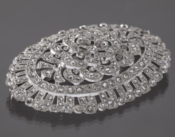 Antique Clear Rhinestone Pot Metal Brooch Pin Art… - image 3