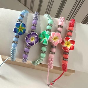 Flower Beaded Bracelet: Macrame Boho Summer Jewelry