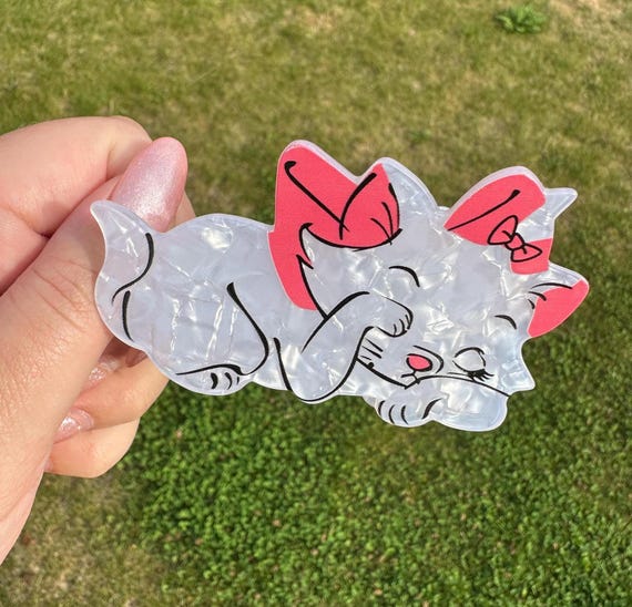 Aristocats Marie Sleeping Cat Claw Clip – Disney Aristocats Inspired Acrylic Hair Accessory, Cute Gift for Cat Lovers