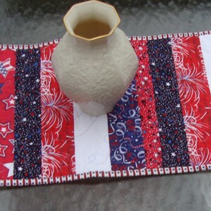 Quilted Table Runner Patriotic Americana Red White Blue Strips image 3