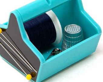 Dritz Thread Cutter Caddy Magnet