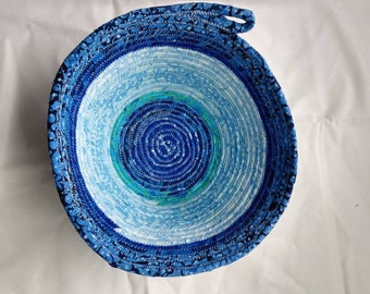 Blue Batik Clothesline bowl basket Quiltsy Handmade Cotton Batik Catchall Bread Basket Organizer