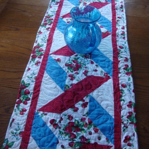 Table Runner Ribbon Twist Strawberries Red White and Blue image 5