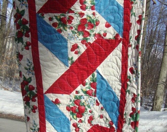 Table Runner Ribbon Twist Strawberries Red White and Blue