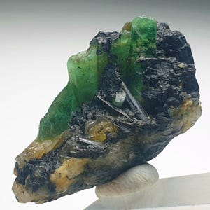 Vibrant Swat Emerald Crystal: Raw Green Beryl on Matrix (62.55 cts) from Swat Valley Pakistan