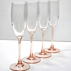 Set of 8 Vintage Luminarc Rosaline Pink Champagne Flutes – French Blush Glasses, Mid-Century Toasting Glasses, Wedding Barware
