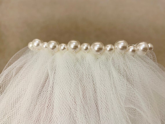 Add a Single Row of Swarovski Pearls to Your Veil - Veil  display picture 1