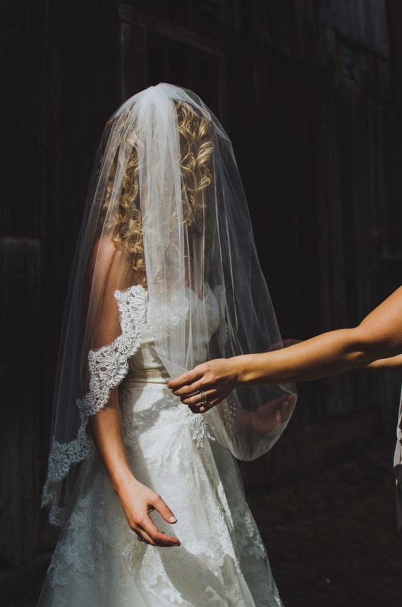 Cheap Ivory Alencon Lace Trim Long Wedding Veil