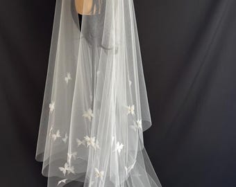 3D Butterfly Wedding Veil: Soft Tulle Bridal Veil with Rhinestones