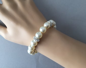 Cubic zirconia bracelet, bridal bracelet, wedding bracelet, bridal jewelry, wedding jewelry, leave shaped, swarovski pearls bracelet