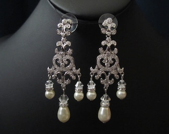 Elegant and stunning chandelier cubic zirconia earrings, swarovski pearls, crystals, wedding jewelry, bridal jewelry, wedding earrrings