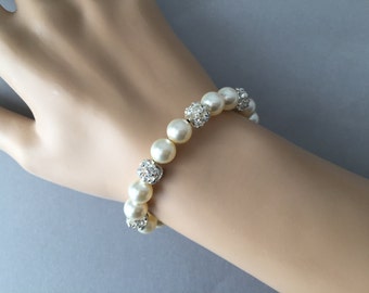 Cubic zirconia bracelet, bridal bracelet, wedding bracelet, bridal jewelry, wedding jewelry, leave shaped, swarovski pearls bracelet