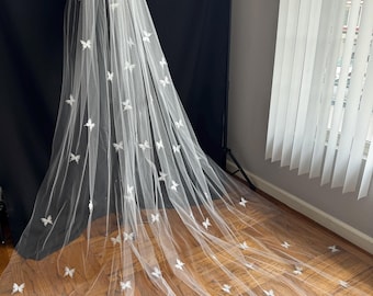 3D Butterfly Wedding Veil: Sheer Tulle Bridal Veil with Rhinestone Butterflies