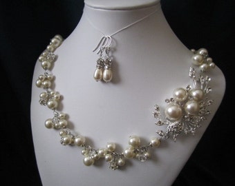 JULIE SET wedding jewelry, bridal jewelry, wedding necklace, pearl necklace, earrings, swarovski pearls, crystals, rhinestones brooch