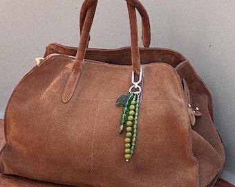 Dije de bolso personalizado, llavero con dije de bolso con cuentas, dije de bolso de cristal verde, dijes de bolso, llavero hecho a mano, llavero de monedero, cadena con dije de bolso, regalo