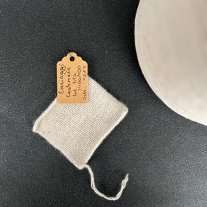 100 % kashmir CARRIAGGI | Kashmir SFA | 700 m/50 g | Italienskt lyxgarn | Siden bild 8