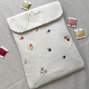 Hand Embroidered tablet, Ipad Sleeve, Flower Embroidery Ipad Sleeve, Custom Name