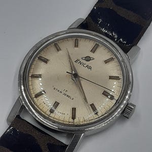 Vintage ENICAR 17 Jewels Swiss Men&#39;s Watch – Hand-Wind