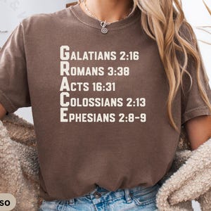 Grace Christian Comfort Colors Shirt, Epheser 2: 8-9 Bibel-Vers-T-Shirt, gerettet durch Gnadenschrift-Shirt, christliches Geschenk für Frauen Männer