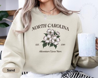 North Carolina Dogwood Sweatshirt, Vintage State Flower Crewneck, Travel Adventure Sweater, Road Trip Gift, Nature Explorer Pullover